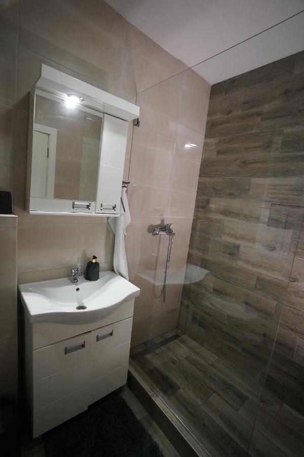 Nbg Hills Apartments Beograd Eksteriør billede