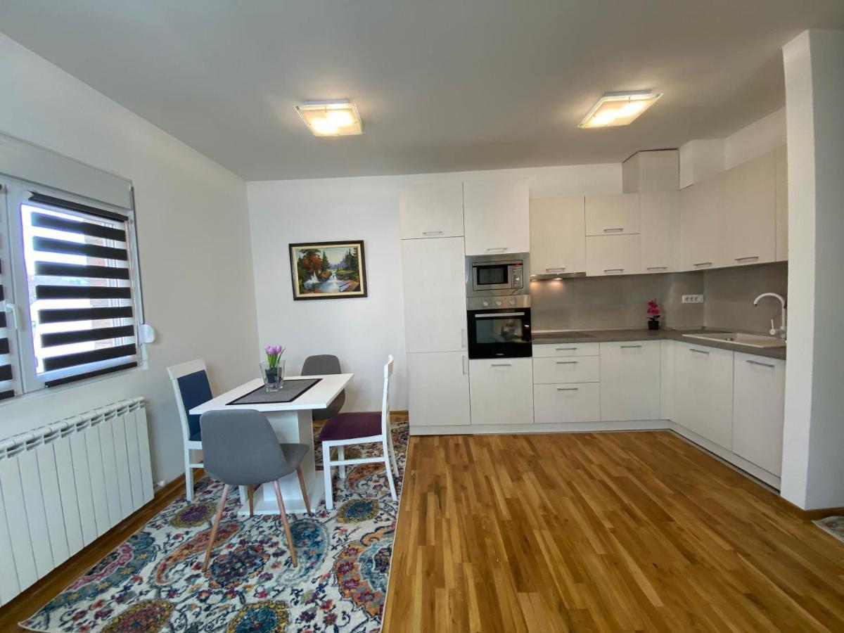 Nbg Hills Apartments Beograd Eksteriør billede