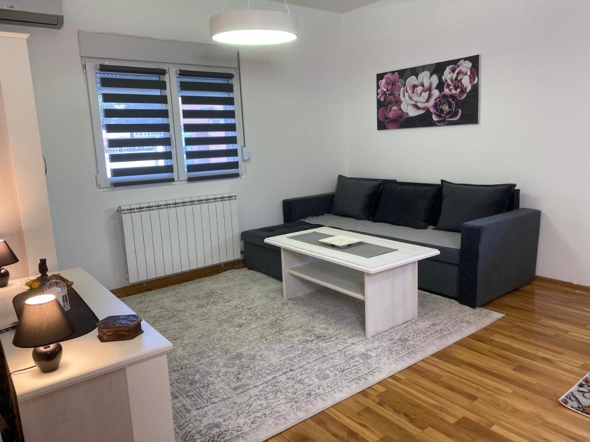 Nbg Hills Apartments Beograd Eksteriør billede
