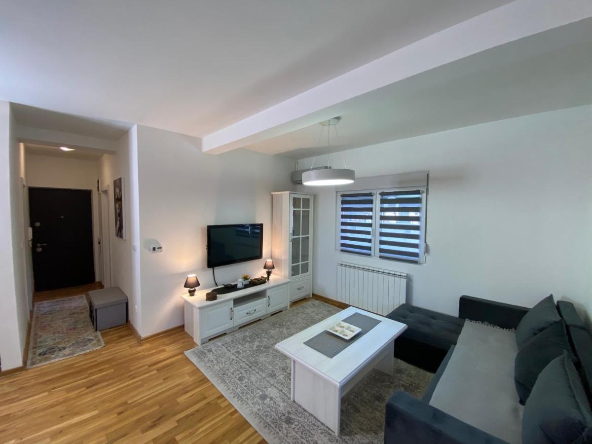 Nbg Hills Apartments Beograd Eksteriør billede