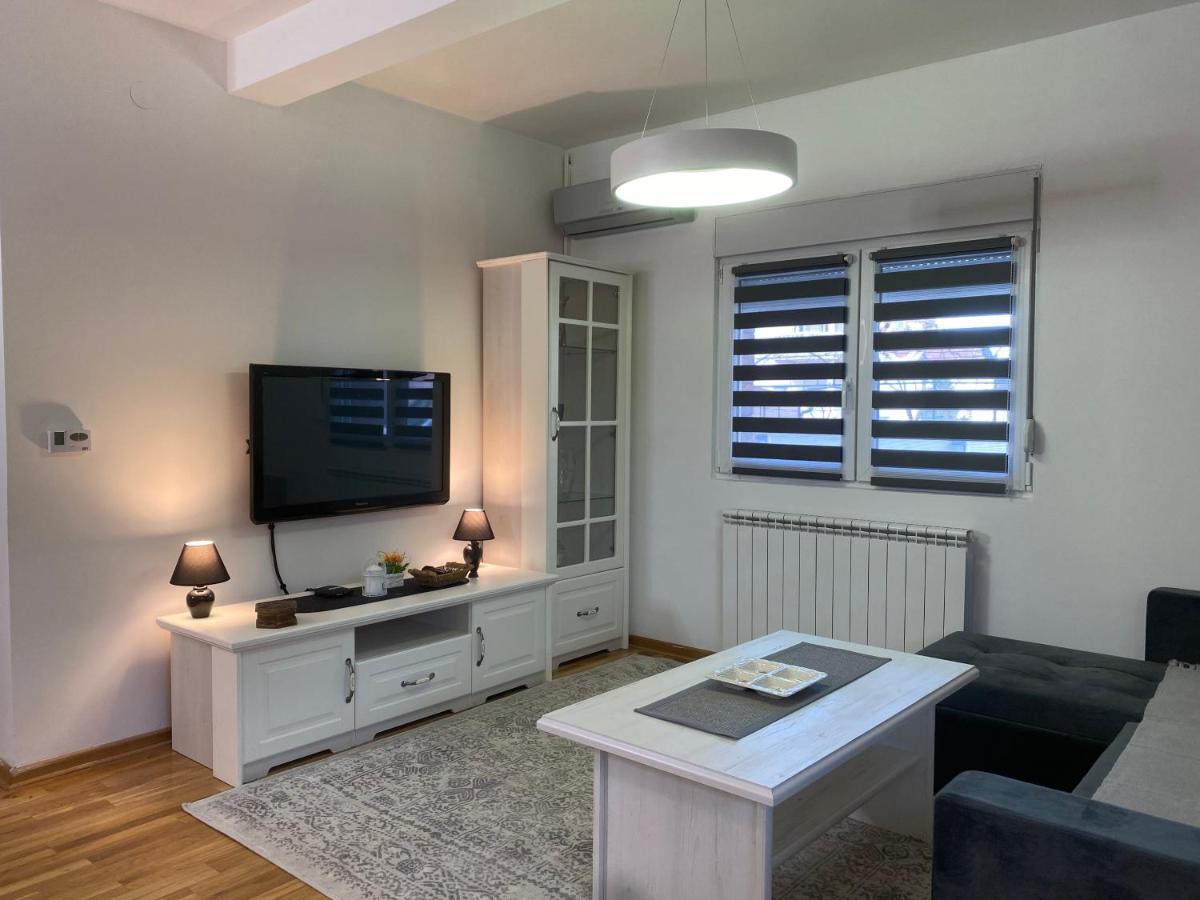 Nbg Hills Apartments Beograd Eksteriør billede