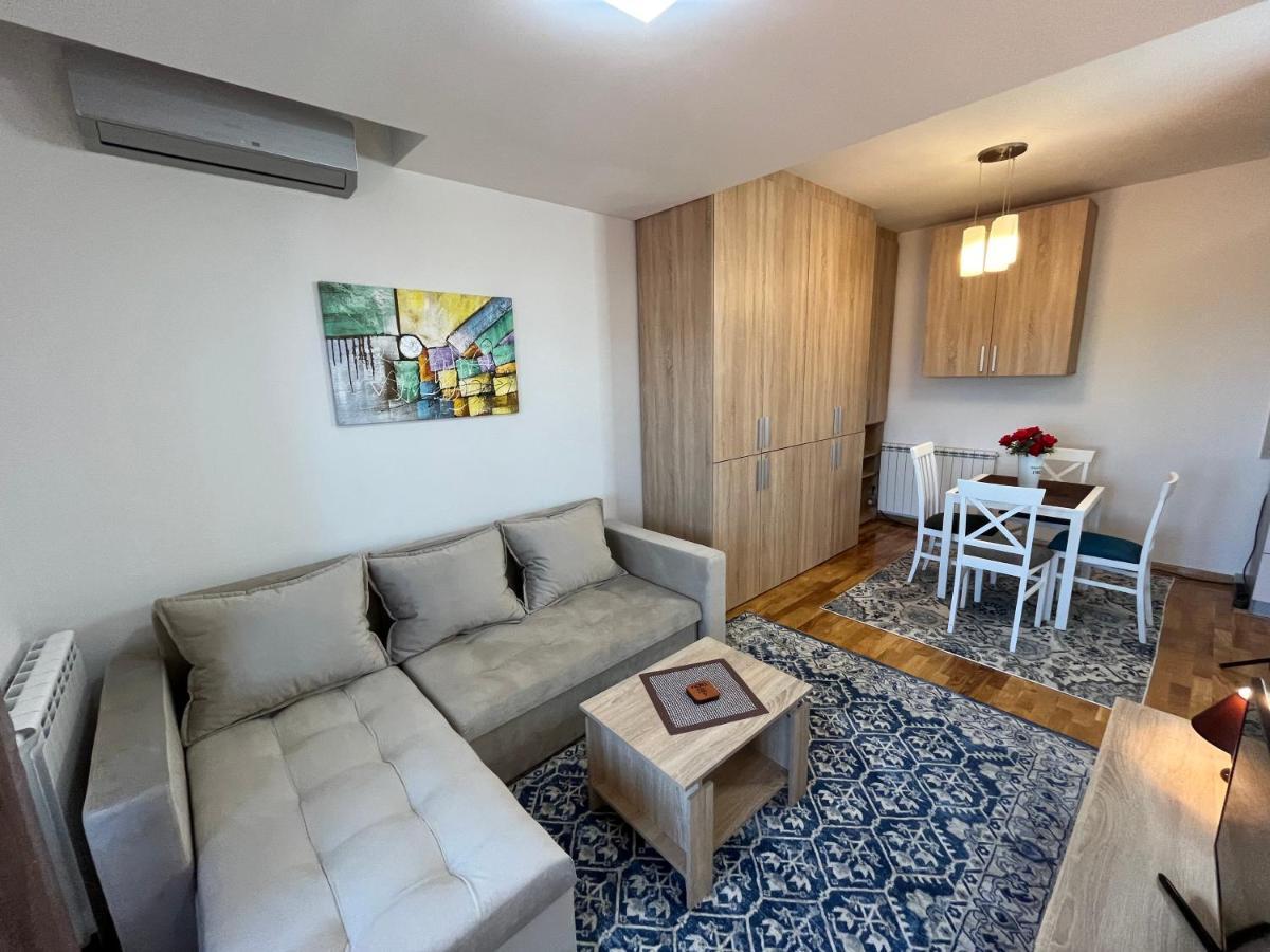 Nbg Hills Apartments Beograd Eksteriør billede