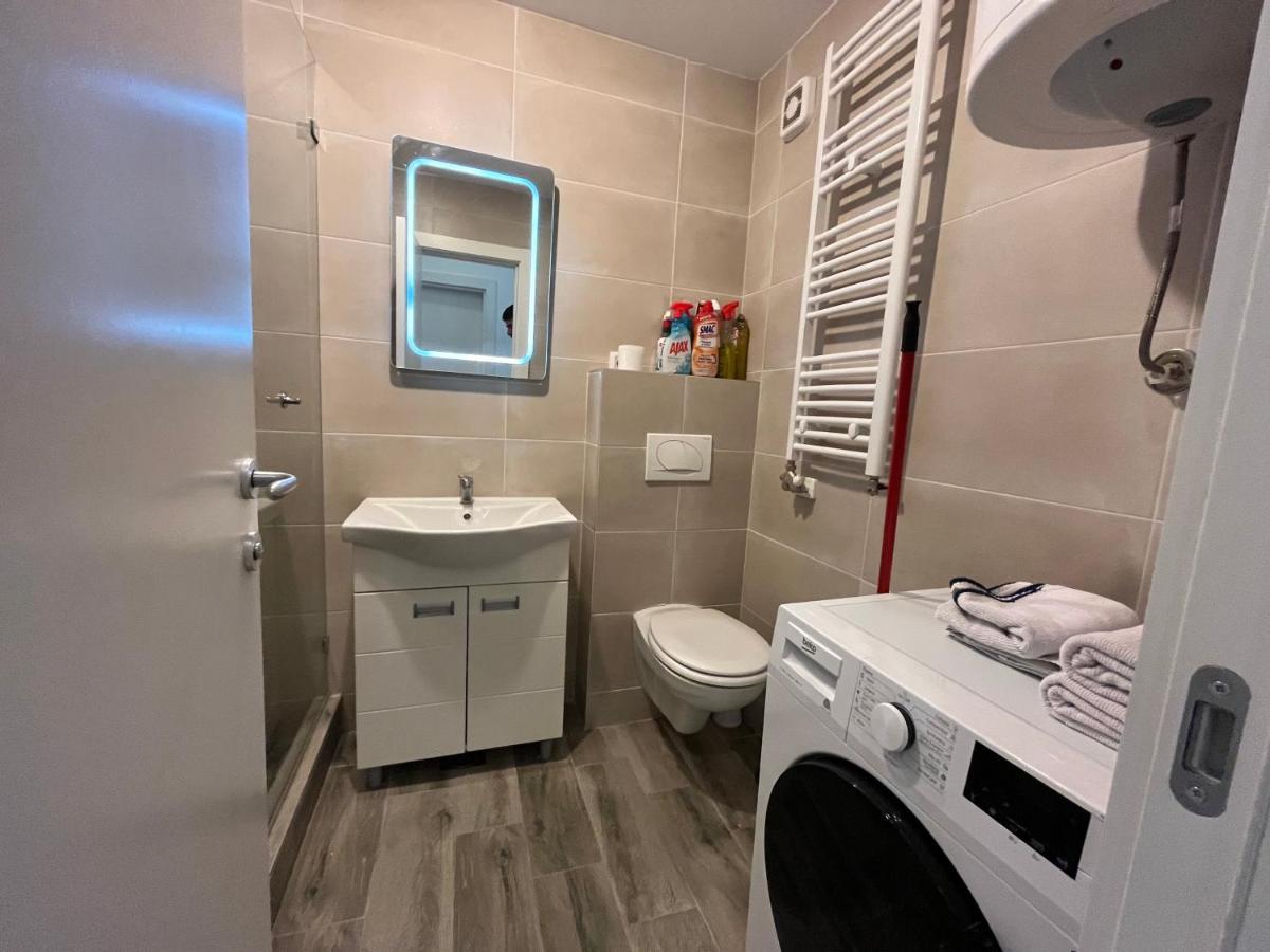 Nbg Hills Apartments Beograd Eksteriør billede
