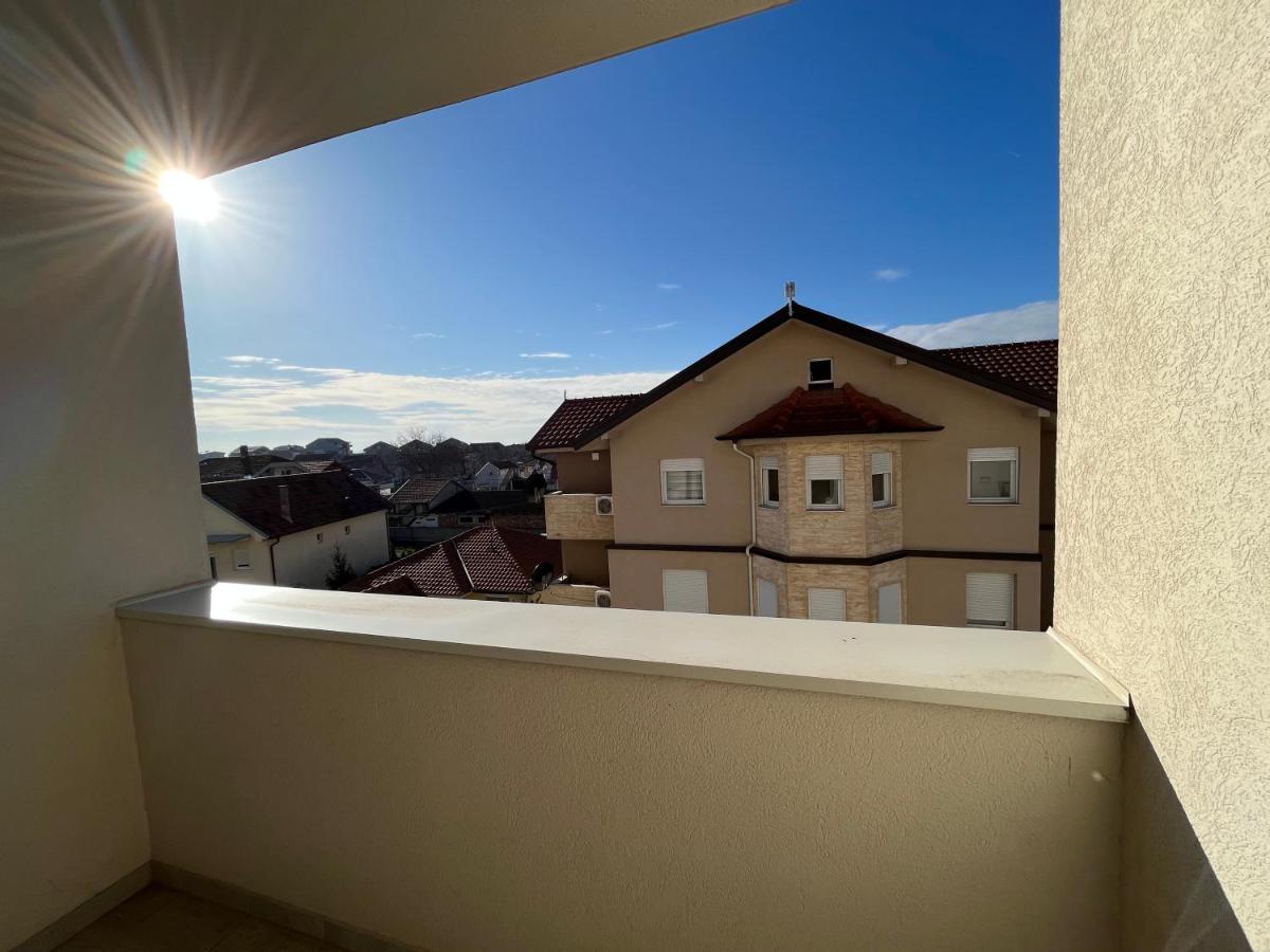 Nbg Hills Apartments Beograd Eksteriør billede